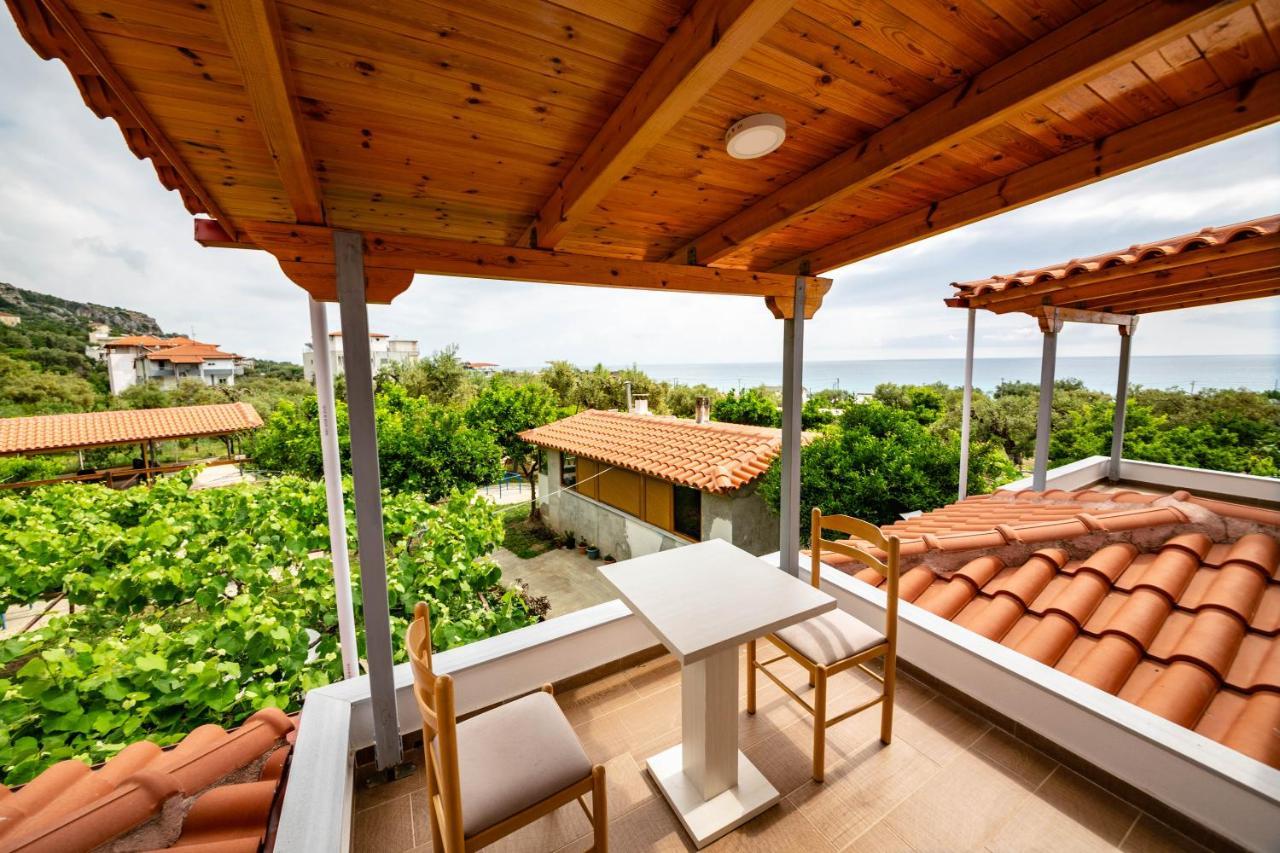 Guest House Luiza Borsh Εξωτερικό φωτογραφία